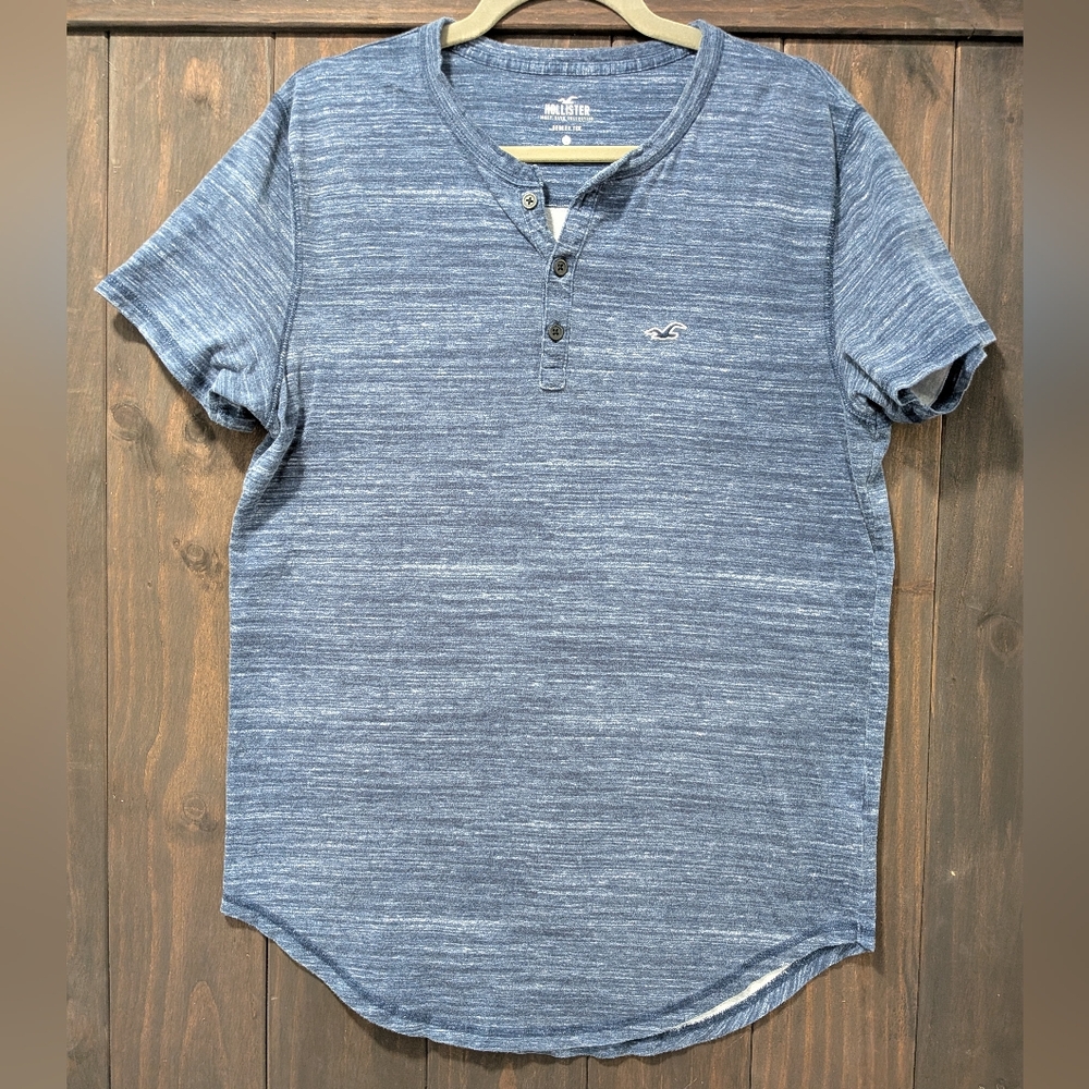 Hollister Henley Tee Blue Short Sleeve Shirt Men’s Size Large